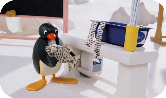 PINGU AND THE PAPER MACHE